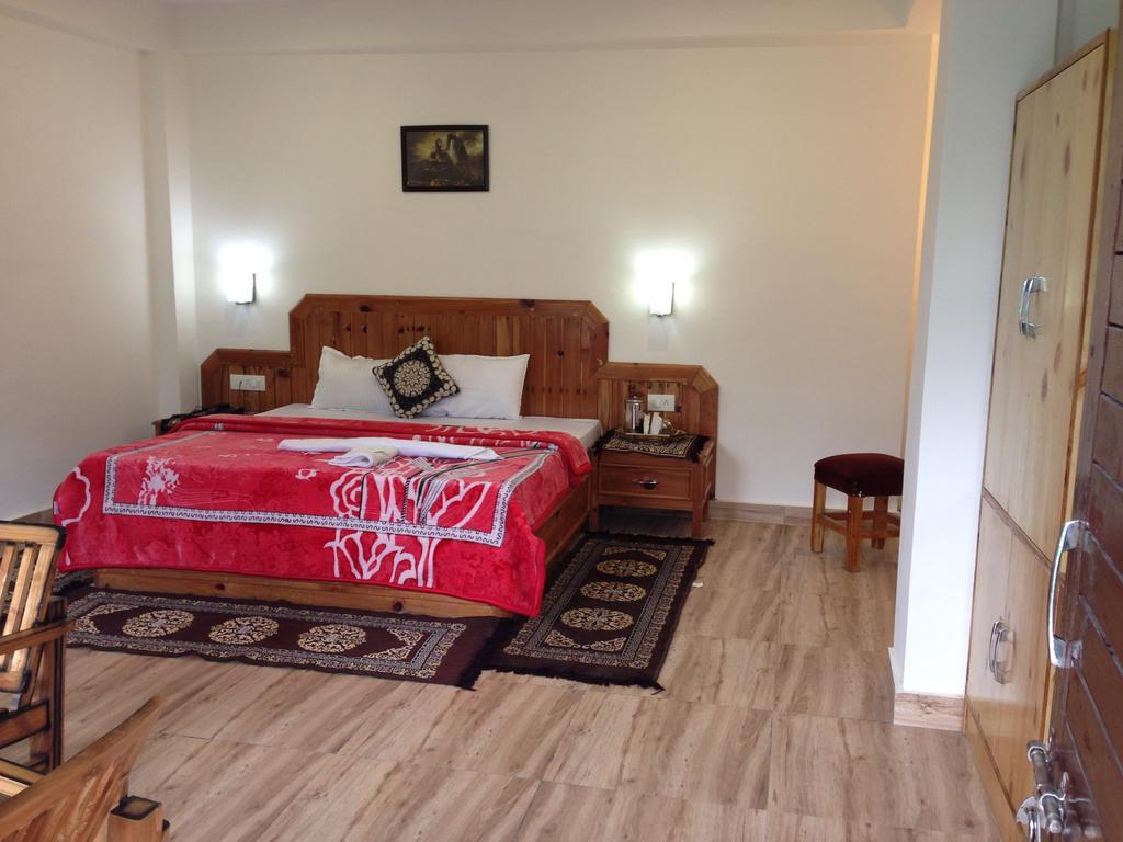Akash Hills Hotel - Manali (Himachal Pradesh) — Photos 3